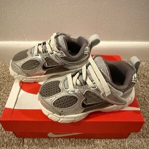 Nike Kids Silver and Gray Athletic Sneakers